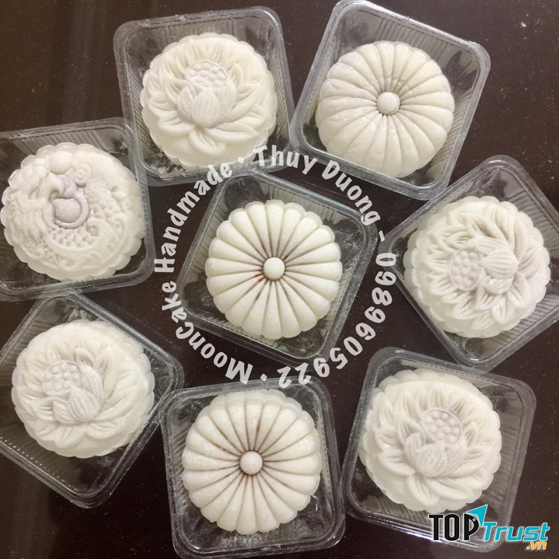 Ngoài bánh nướng, tiệm Thùy Dương còn có bánh dẻo