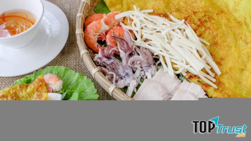 Bánh xèo, nem lụi siêu hấp dẫn