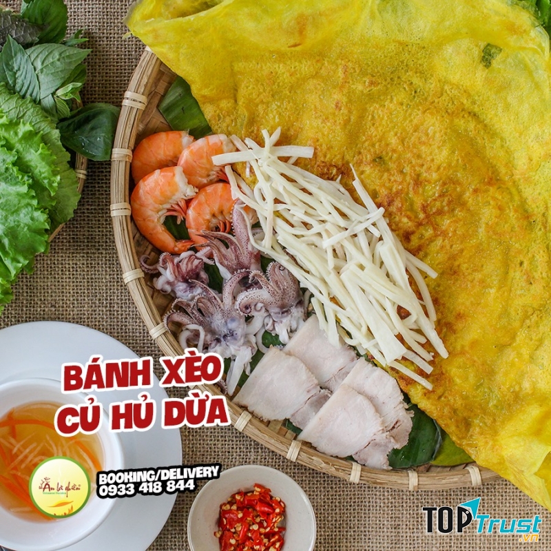 Bánh xèo khá ngon, điểm cộng là vỏ giòn và nhân khá đầy đặn