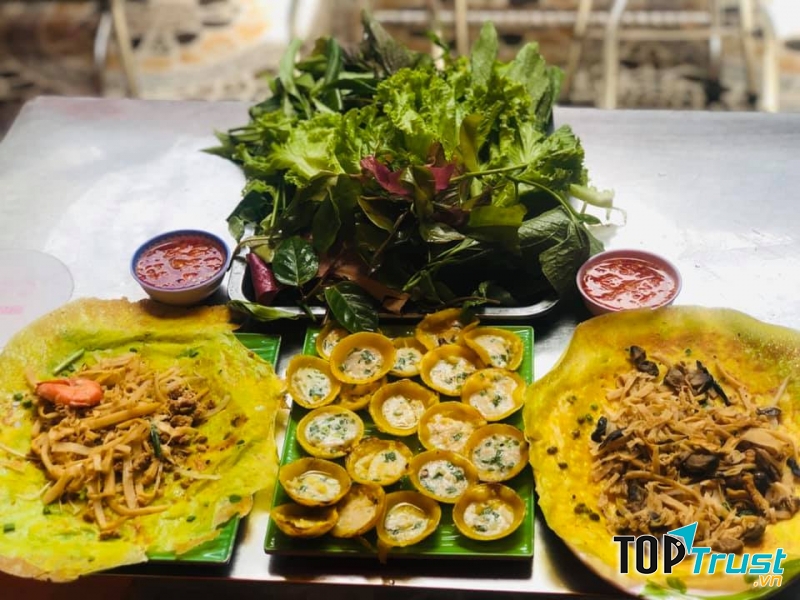 Bánh Xèo Bánh Khọt Bà Tám