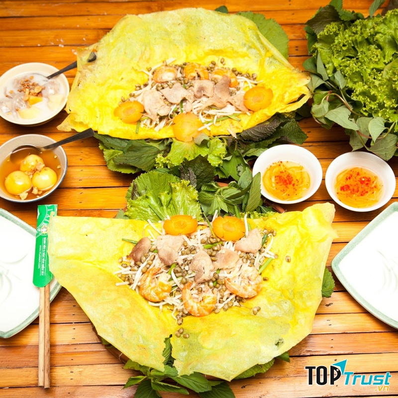 Tại đây bạn sẽ bất ngờ với gần 30 món bánh xèo khác nhau