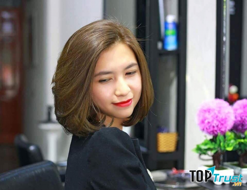 Bảo Bảo Hair SaLon cam kết sẽ phục vụ quý khách hàng một cách tận tâm, ân cần, chu đáo