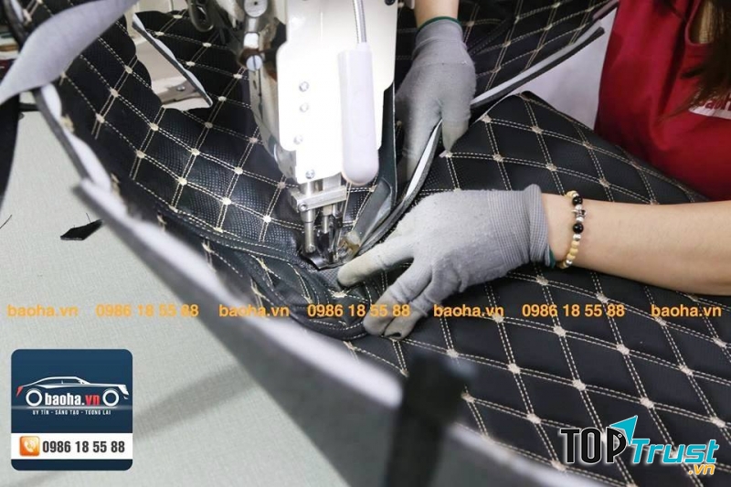 Thảm sàn Bảo Hà được may cẩn thận với thiết kế sang trọng, chuẩn form theo từng xe