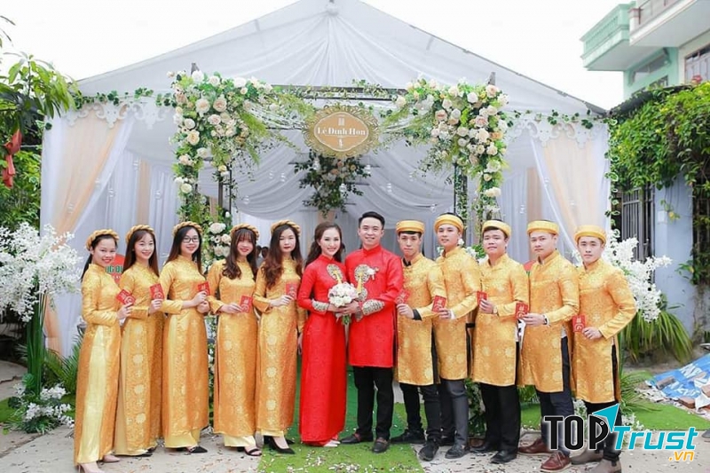 Bảo Hân Uniform – Cho thuê áo dài cưới đẹp Vinh, Nghệ An