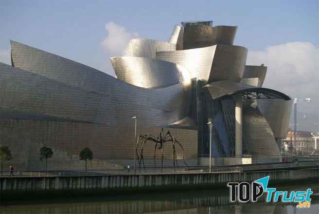 Bảo tàng Guggenheim, Tây Ban Nha