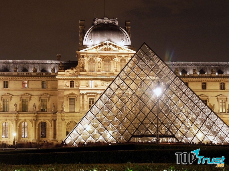 Bảo tàng Louvre