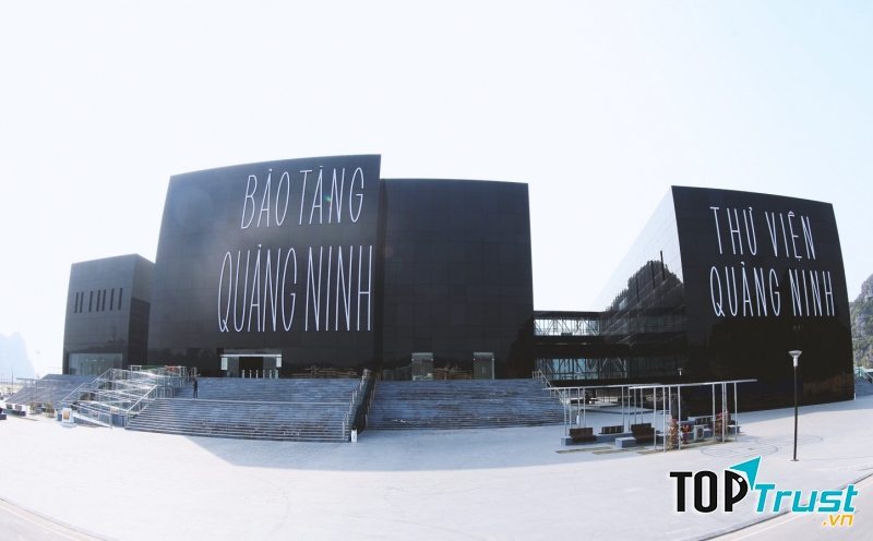 Toàn cảnh bảo tàng