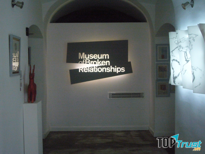 Bảo tàng tình yêu tan vỡ