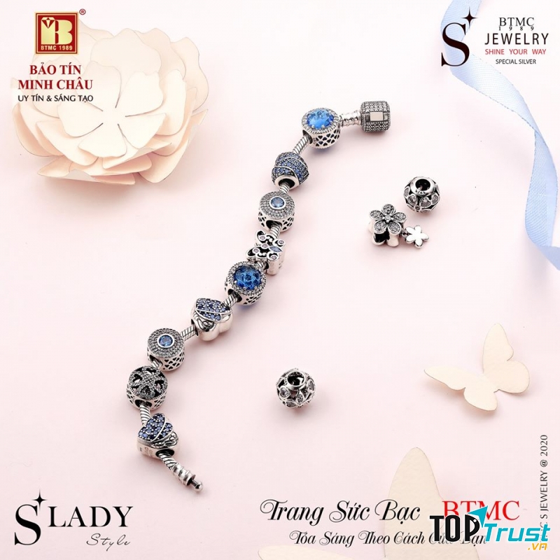 Lắc tay tại Bảo Tín Minh Châu