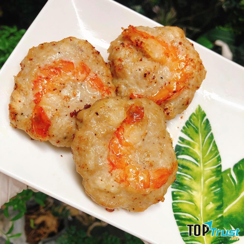 Quán chả Bề Bề Bảo Uyên