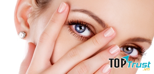 Ăn nho khô thường xuyên sẽ giúp bạn tránh khỏi bị thoái hóa điểm vàng, nguy cơ bị đục thủy tinh thể