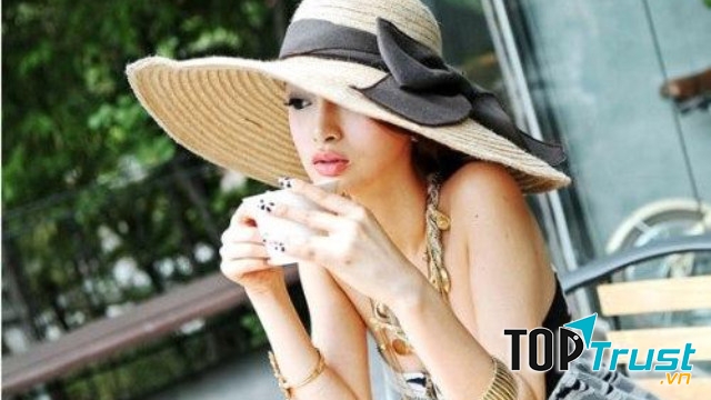 Mái tóc cần được bảo vệ cẩn trọng