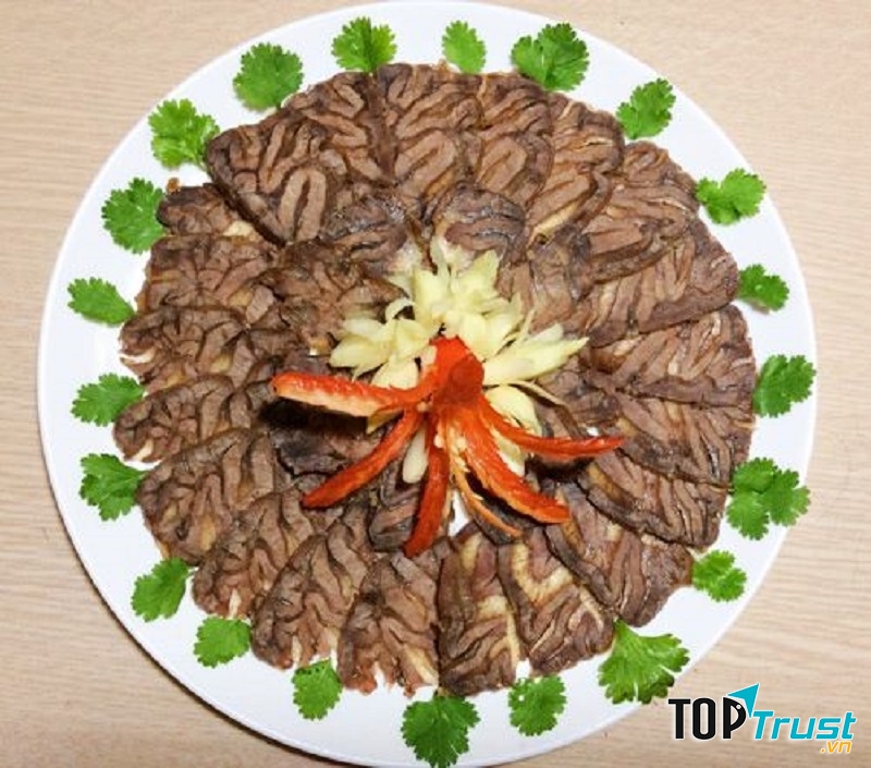 Bắp bò ngâm mắm.