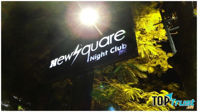 Quán bar New square