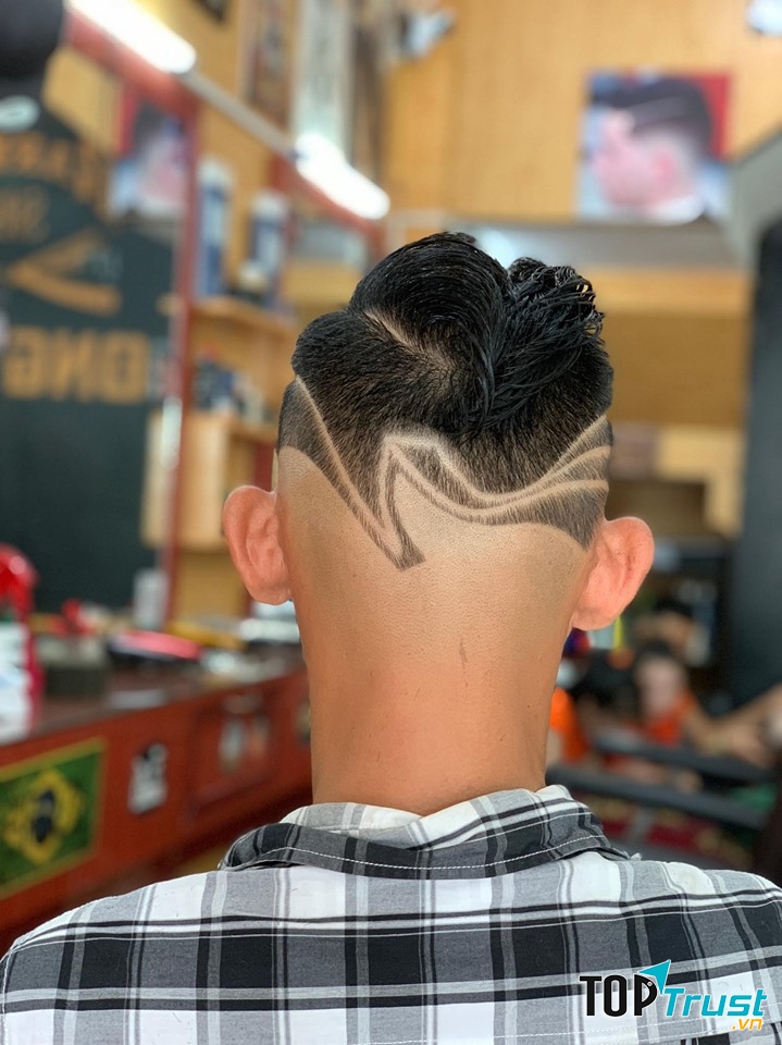 Barber shop Long Sài Gòn cam kết những mẫu đầu hot nhất theo từng thời điểm