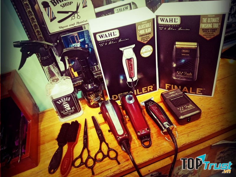 Barber Shop Tùng TÍt