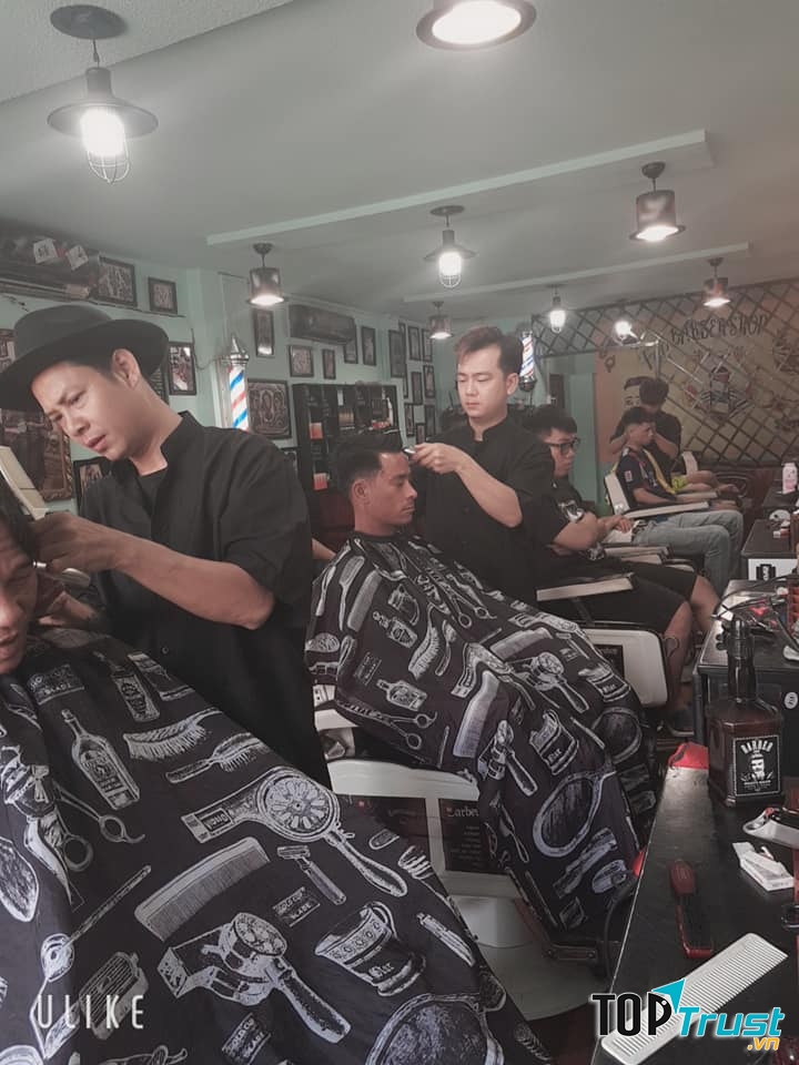 Barbershop Fan luôn tìm tòi, sáng tạo ra những phong cách tóc phù hợp nhất cho các chàng