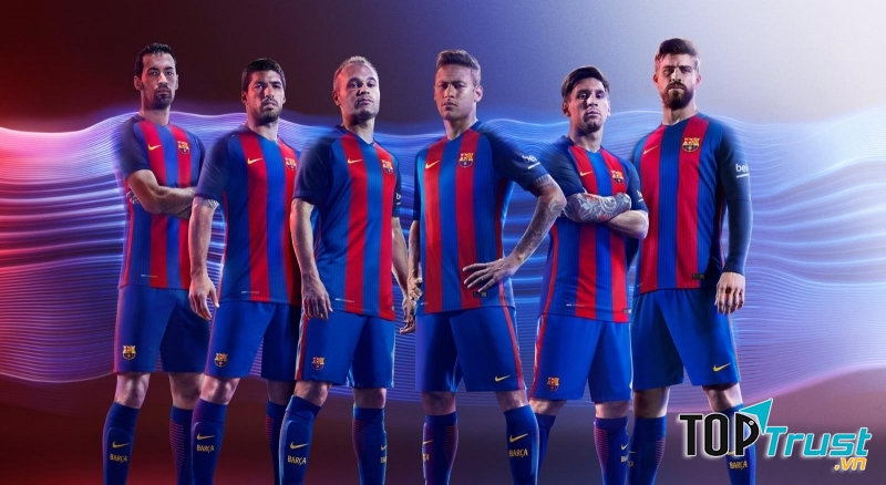 Áo đấu sân nhà của Barca