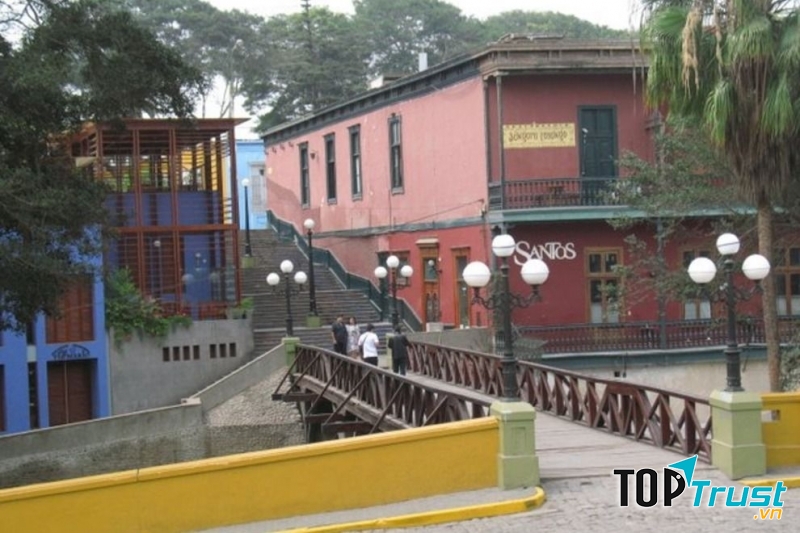 Cảnh truyền thống kết hợp hiện đại