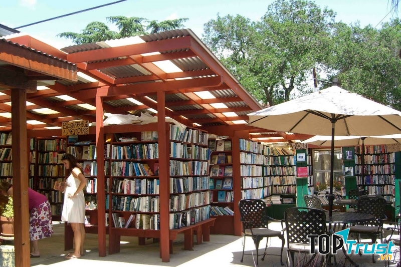 Bart’s Books, California (Mỹ)