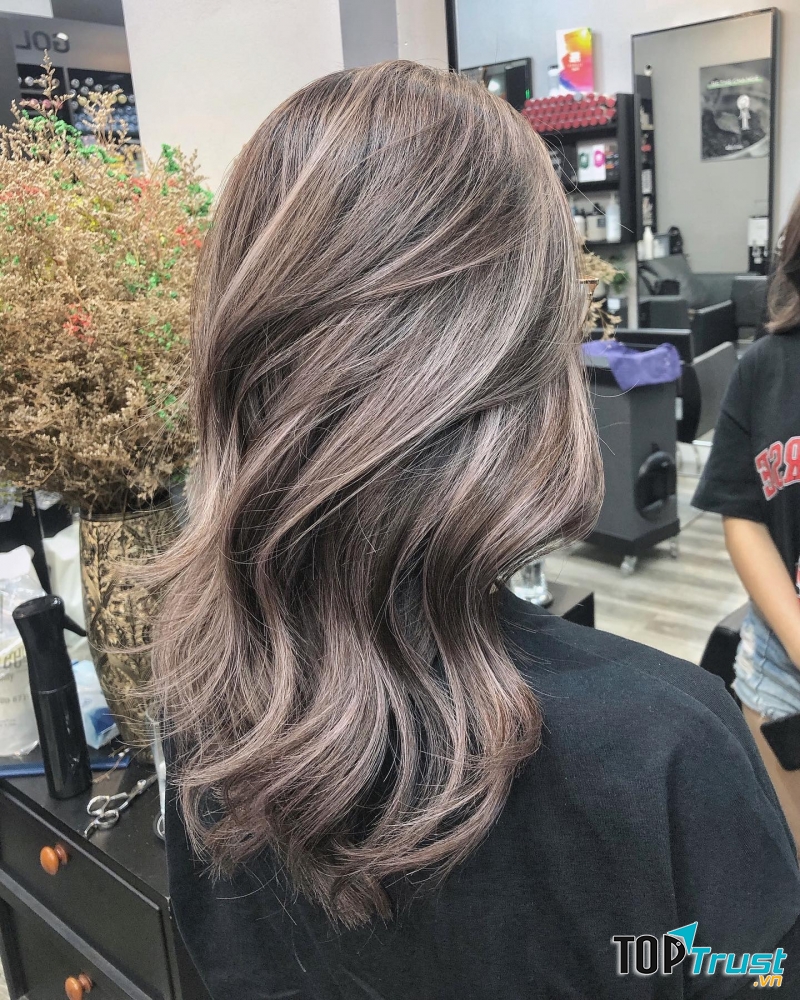Bass Hair Salon