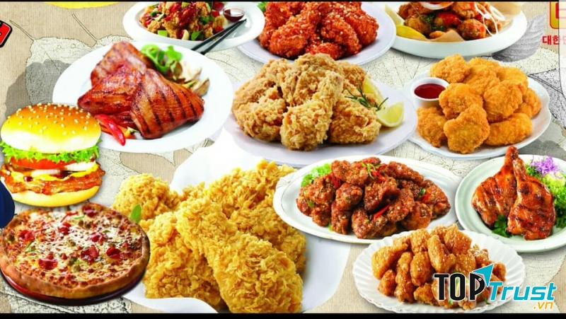 Những món được chế biến từ gà tại đây rất ngon với rất nhiều hương vị đặc biệt