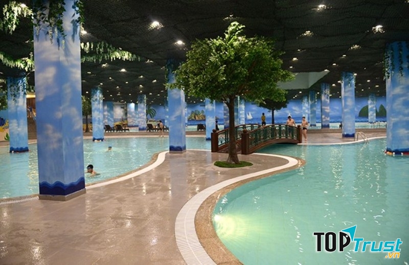 Bể bơi bốn mùa Times City miễn phí vé cho cư dân bên trong khu đô thị
