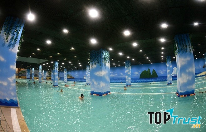 Không chỉ chú trọng về cách thiết kế mà bể bơi Times City còn luôn biết cách tạo ra sự khác biệt để thu hút khách hàng