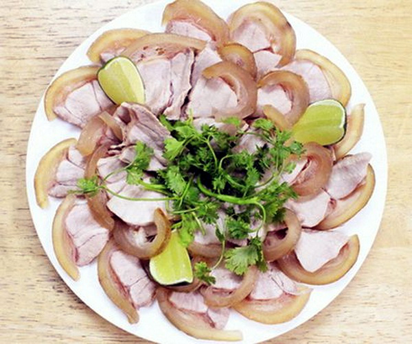 Bê Thui Cầu Mống