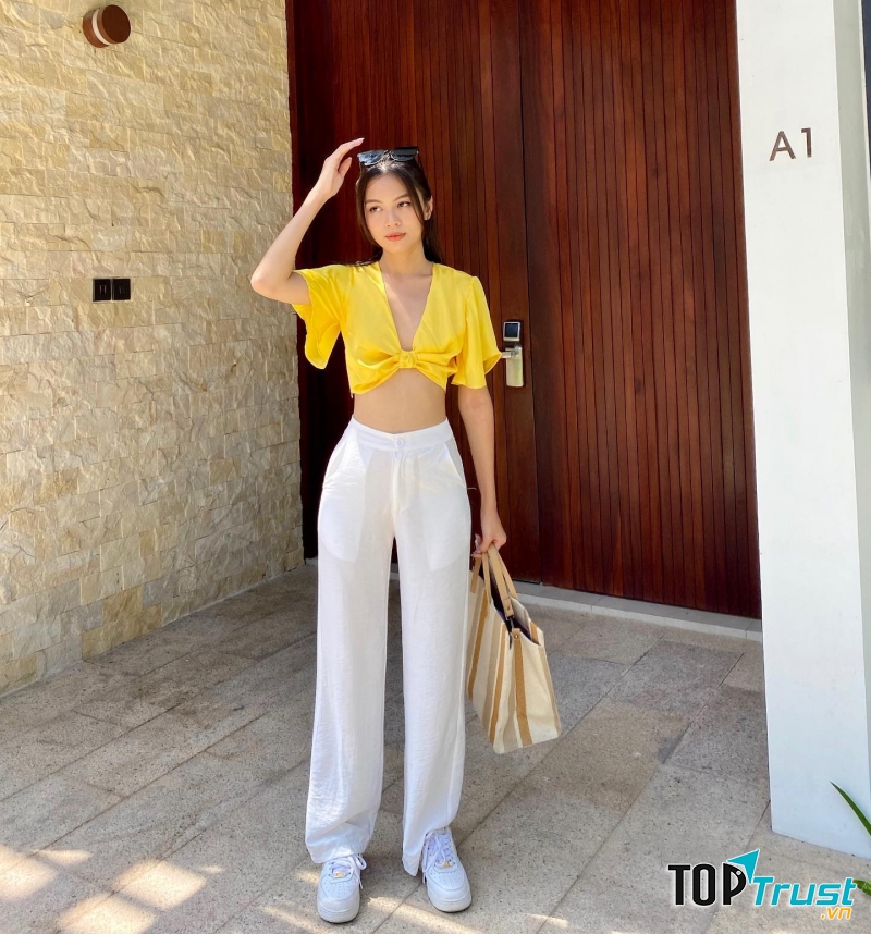 Beach Club Official - Pasteur