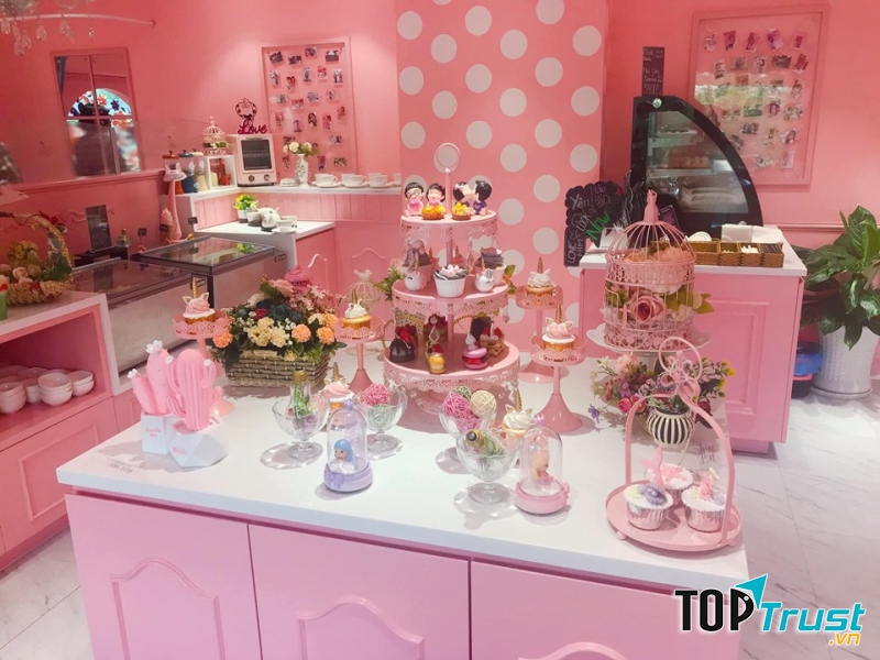 Beau Tea có những set trà Âu đi kèm set bánh ngọt cực hấp dẫn