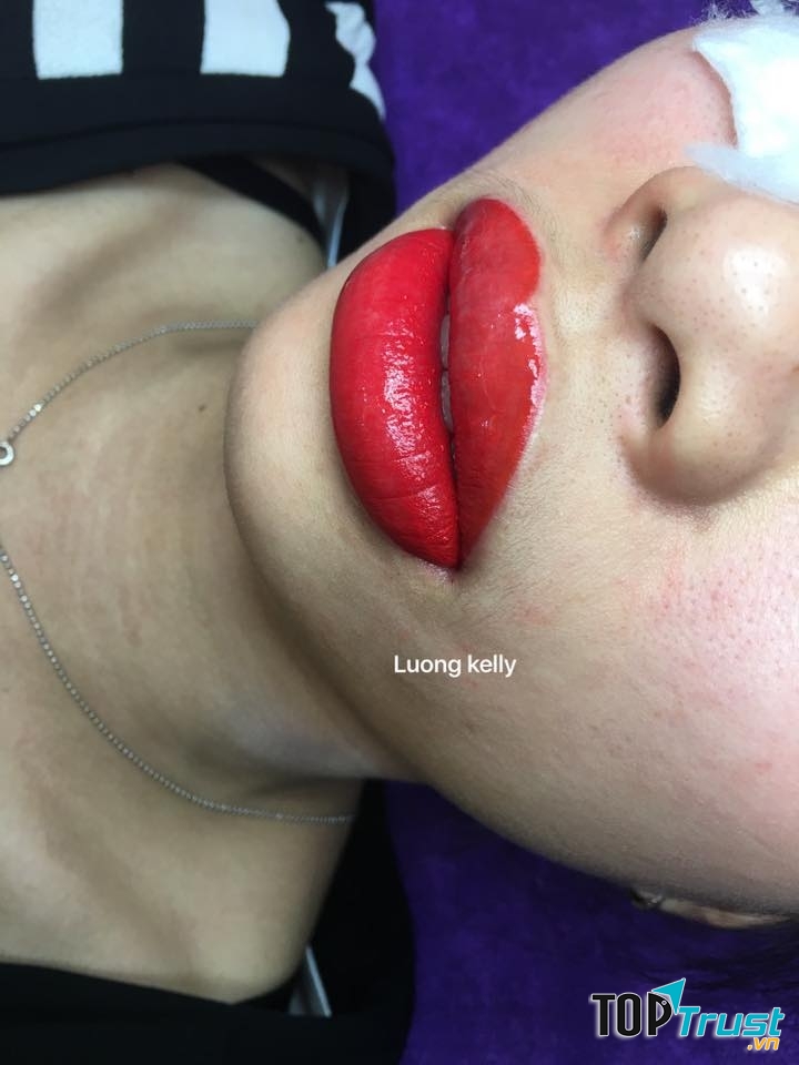 Luong Kelly