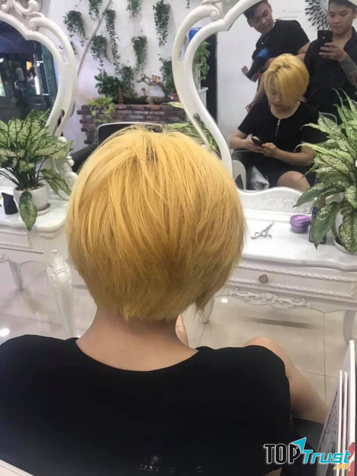 Beauty Salon Tóc Mới