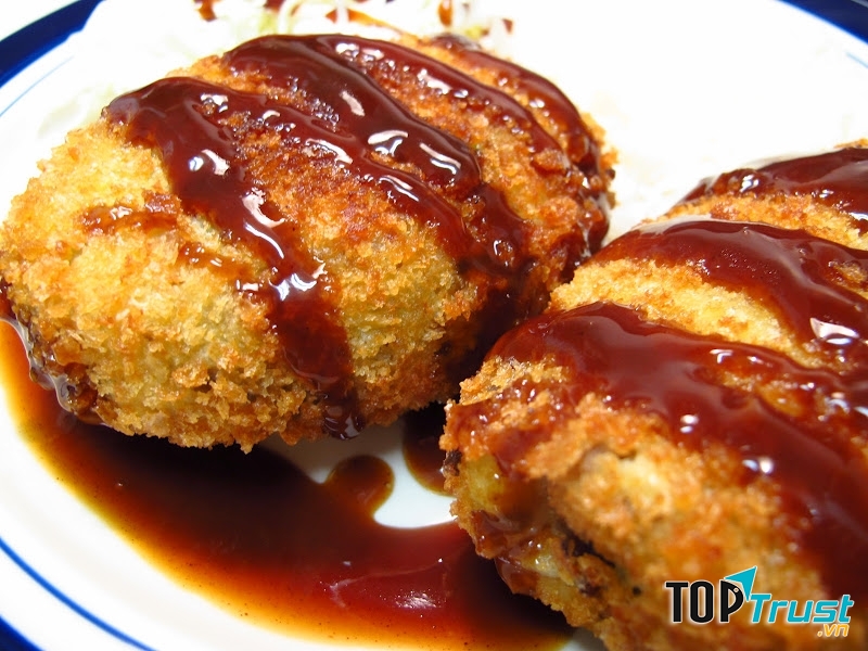 Bánh khoai tây Korokke