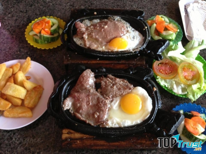 Món beefsteak hấp dẫn