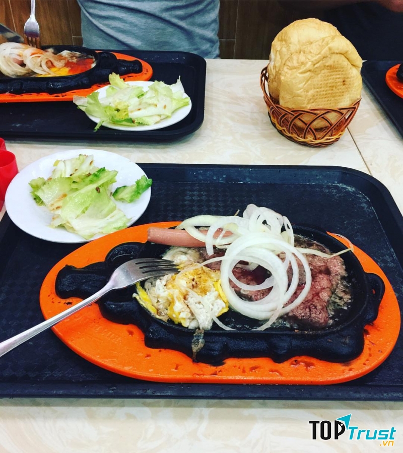 Beefsteak Tô Hiến Thành