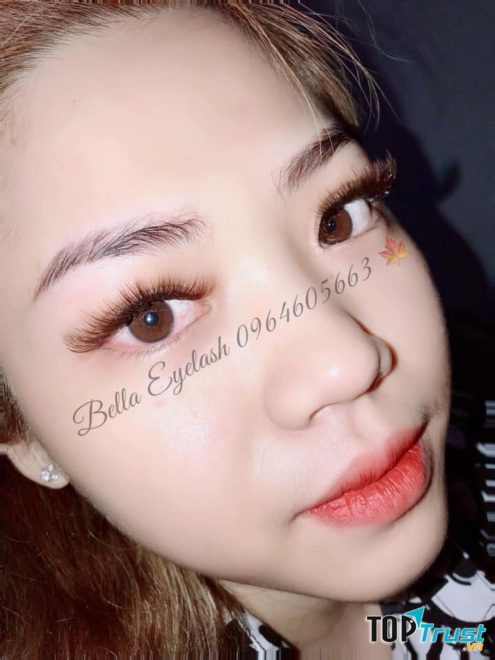 Bella Eyelashes & Nails