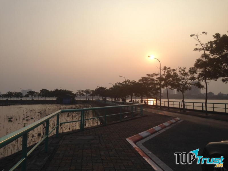 Bạn có thể tha hồ chụp ảnh, ngồi tâm sự trong một khung cảnh đẹp tuyệt vời.