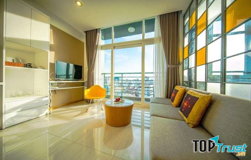 Thiết kế tinh xảo, đẹp mắt, căn hộ gồm 3 phòng ngủ có gắn điều hòa giúp không khí luôn dễ chịu