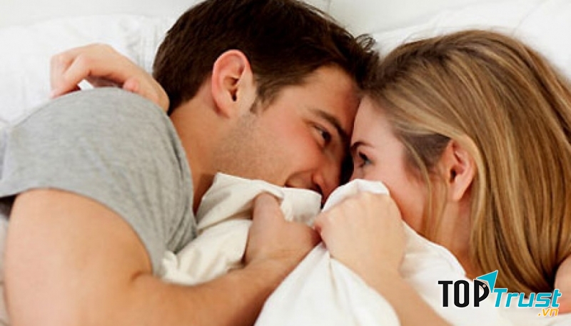 Quan hệ tình dục an toàn.