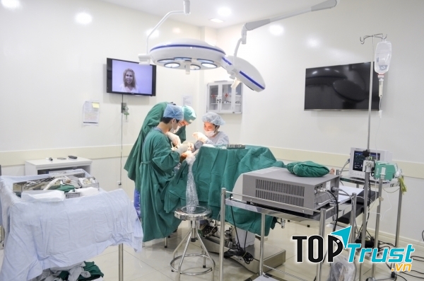 Phòng phẩu thuật đạt chuẩn quốc tế