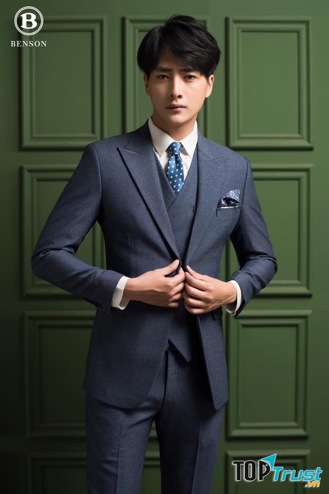 Những bộ Vest phù hợp vóc dáng đàn ông Việt