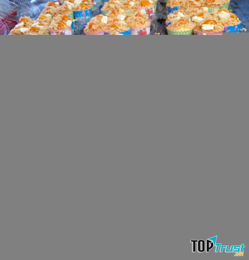 Beo Bakery - Bánh Bông Lan Trứng Muối - Cô Giang