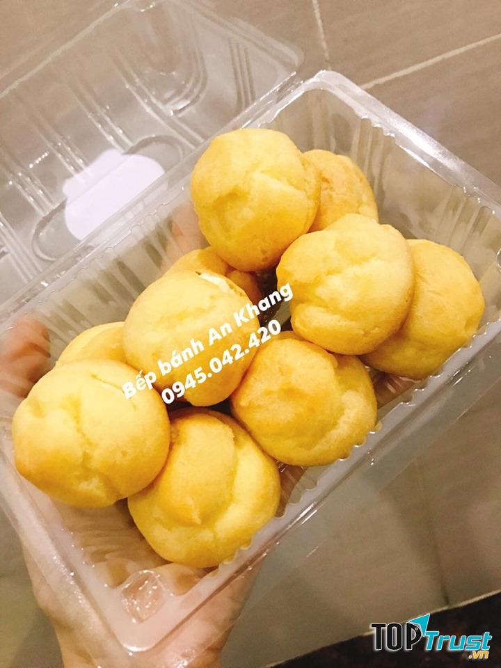 Bánh su thơm ngon tại Bếp bánh An Khang