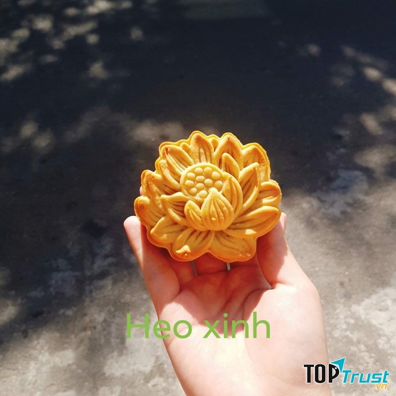 Bánh trung thu của Bếp bánh Heo Xinh