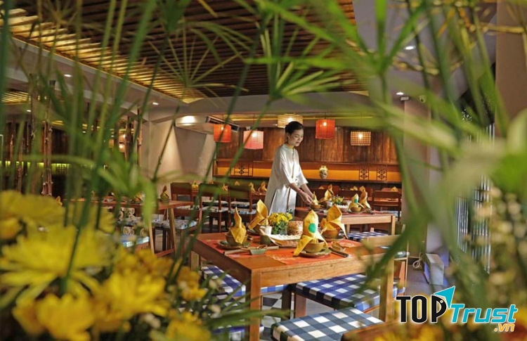 Bếp Nhà Lục Tỉnh