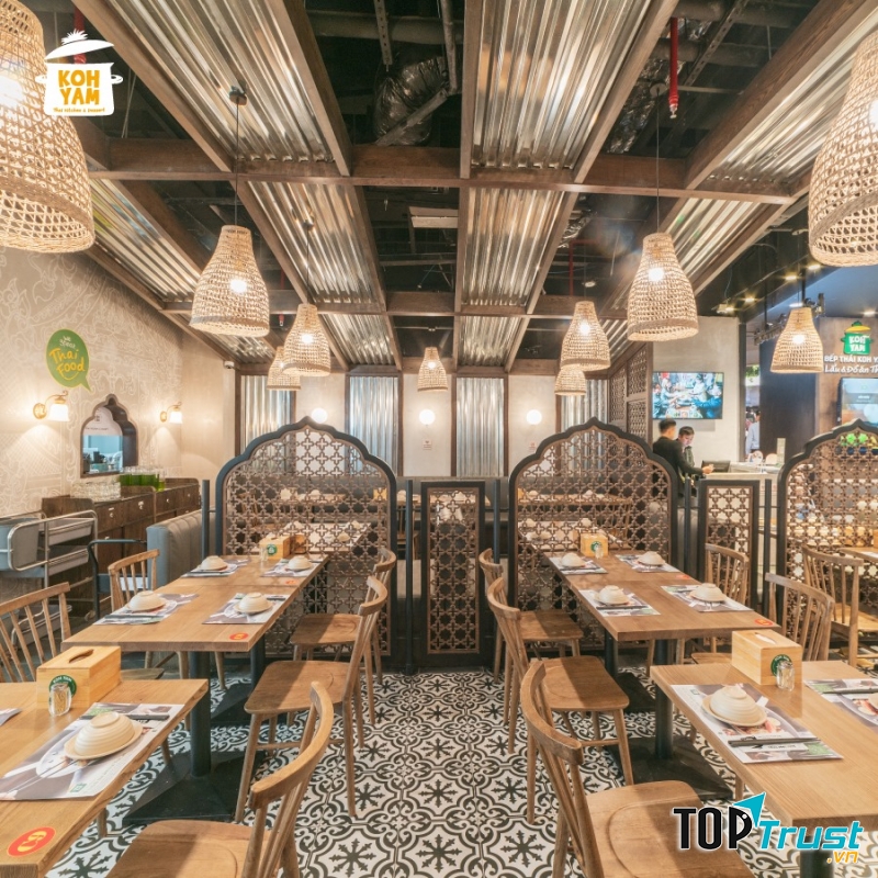 Không gian nhà hàng