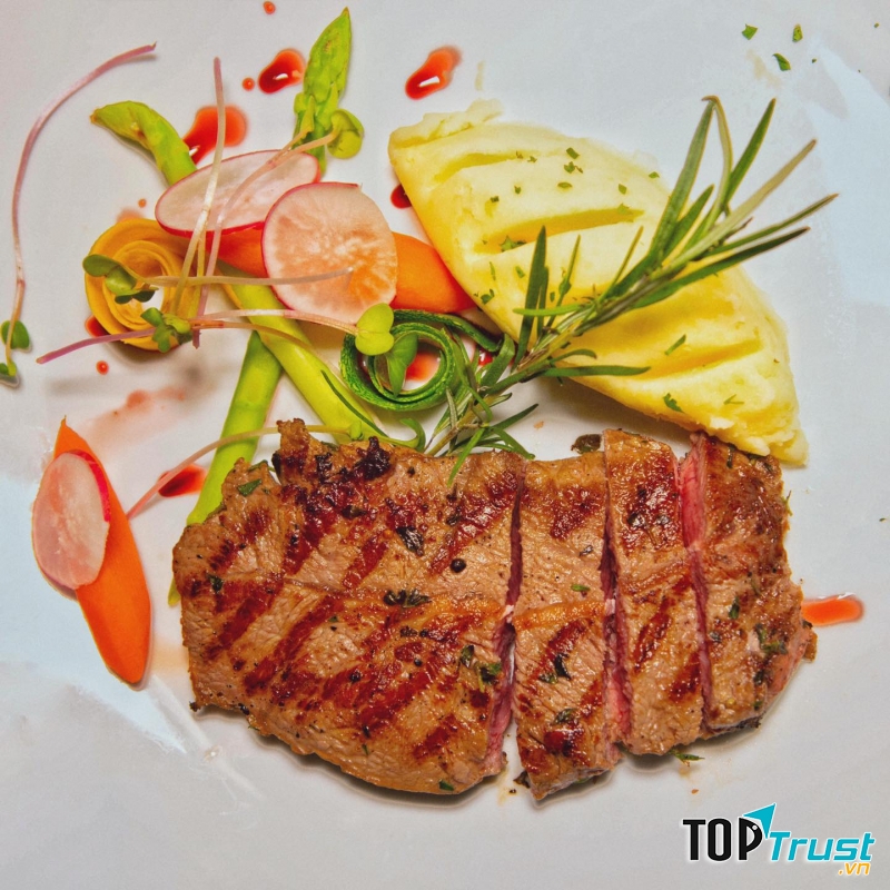 BêTô Bistro&Tealounge