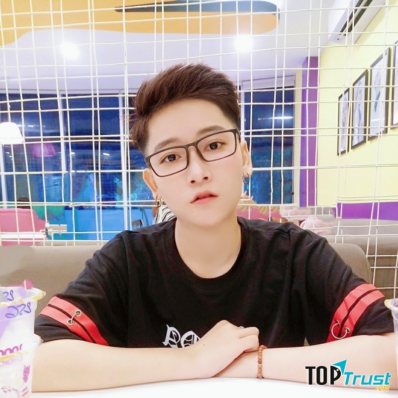 Sun Chu Miu đa tài được ví là 'công tử con nhà người ta'
