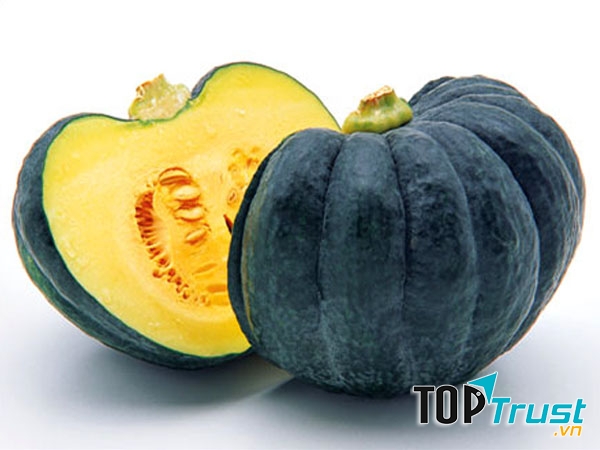 Theo Đông y thì bí ngô còn giúp hạ nhiệt và chống say nắng rất tốt.﻿﻿